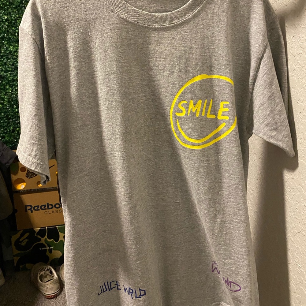 juice wrld x the weekend smile t shift